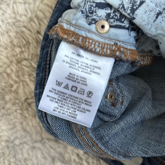 Anthropologie • Pilcro Slim Boyfriend Denim Shorts Blue 27 - Picture 6 of 6